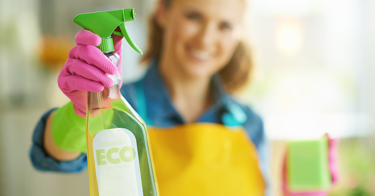 cleaning, spray bottle