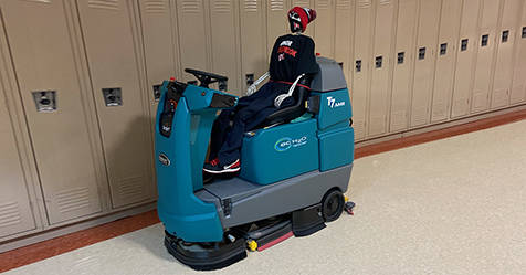 Illinois BSC Optimizes Labor With T7AMR Robotic Floor Scrubbers